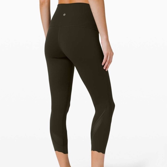 NWOT Lululemon Army Green Wunder Under Crop Scalloped Hem Leggings - Picture 3 of 8